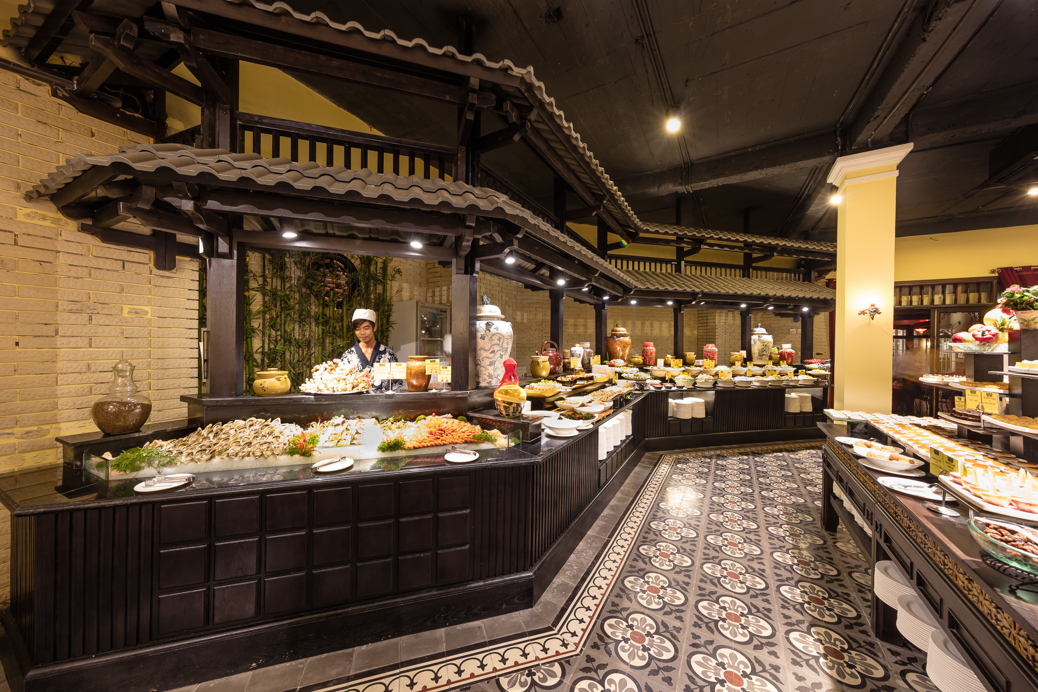 Khu vực Buffet Hà Nội tại nhà hàng Sen Tây Hồ