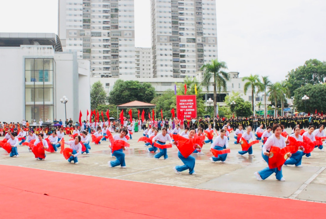 Lễ khai mạc Đại hội Thể dục thể thao quận Thanh Xuân ấn tượng với sự đầu tư quy mô 