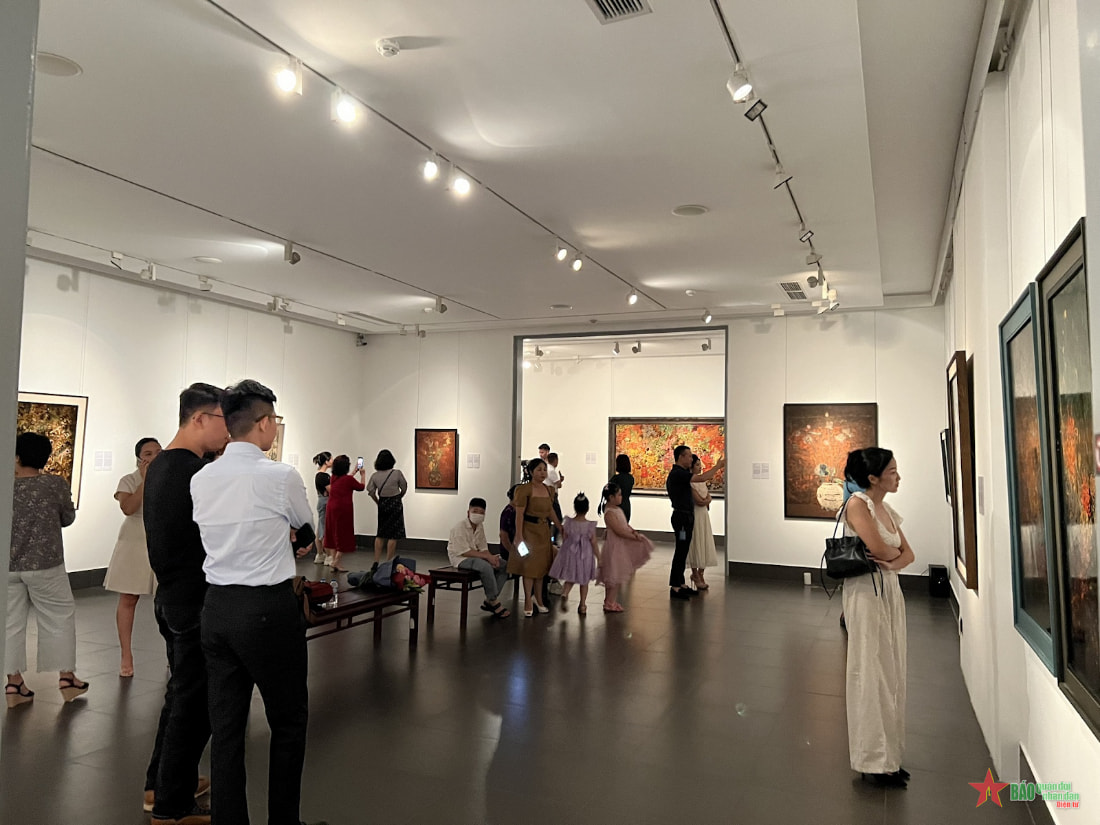 Triển lãm “Dạo bước qua vùng đất của sơn mài” 