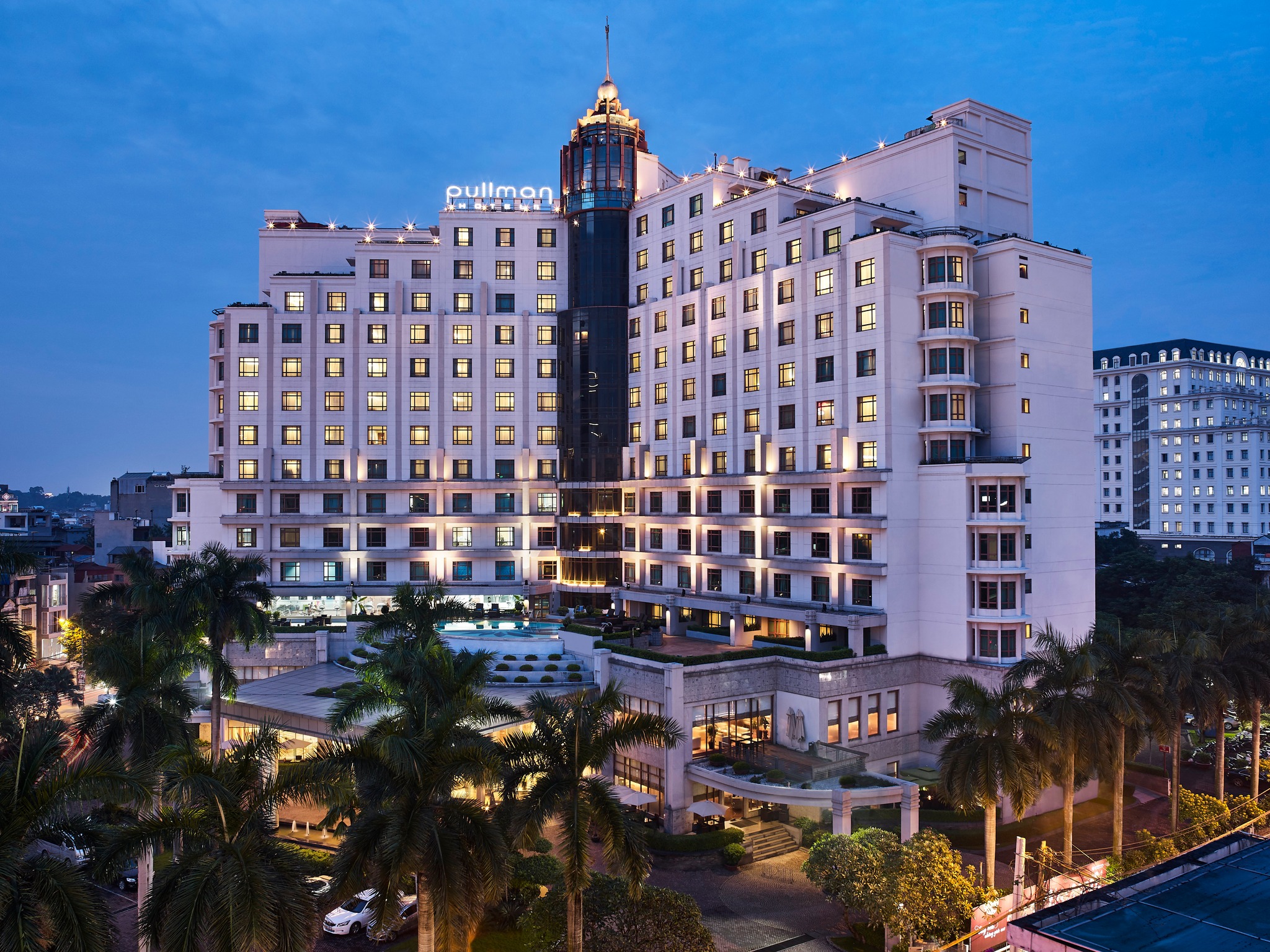 Khách sạn Pullman