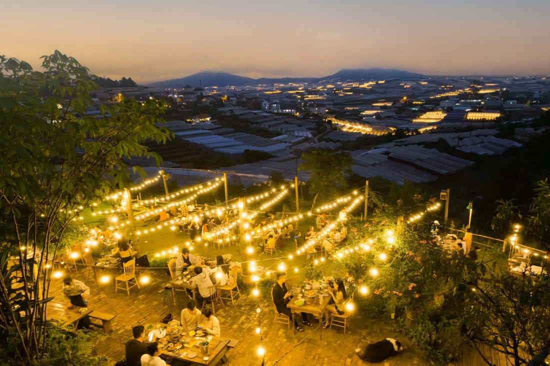 Nhà hàng Túi Mơ To Garden Restaurant