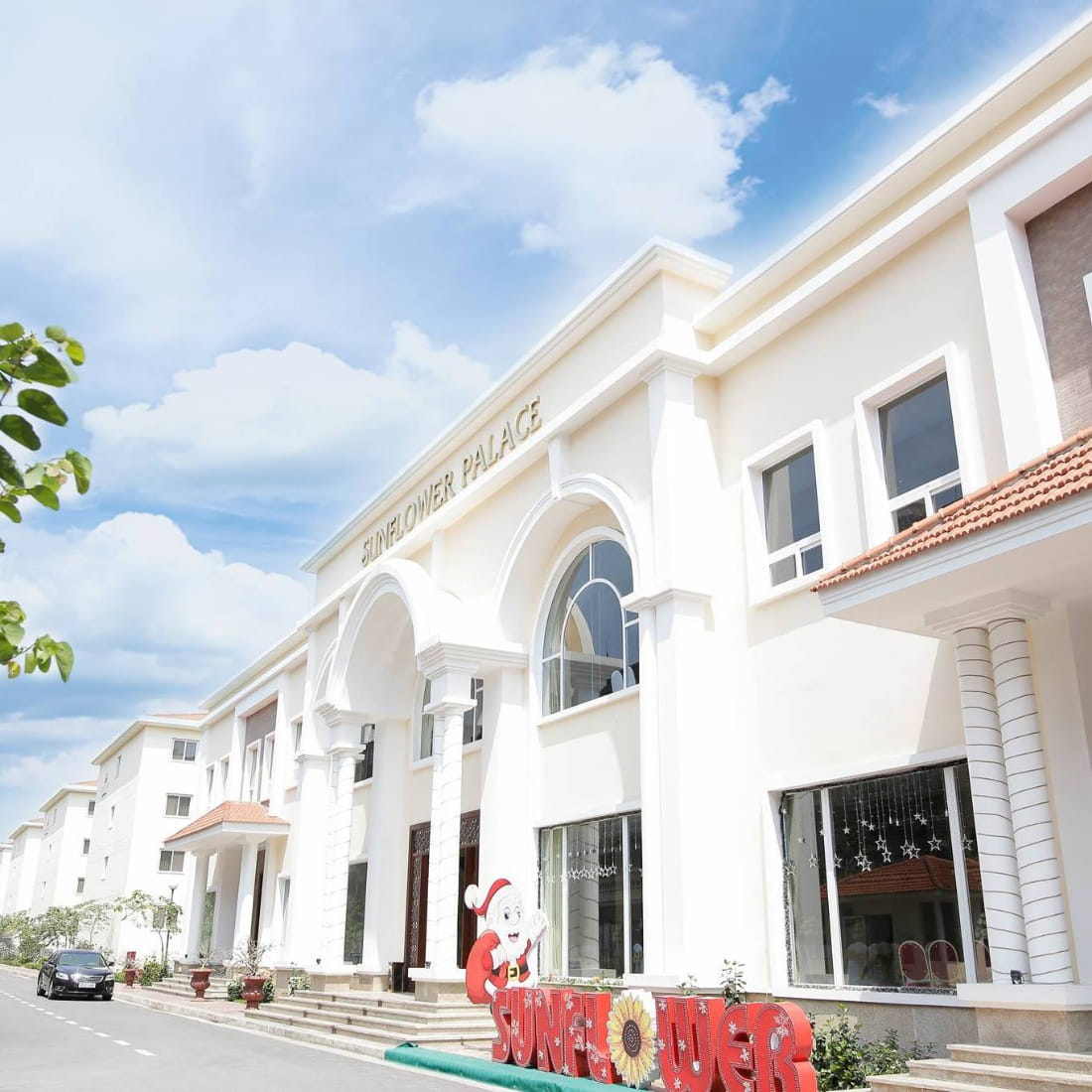Trung tâm Hội nghị và Tiệc cưới Sunflower Palace